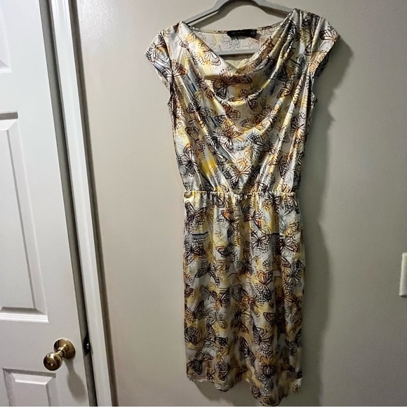 Like new. THE LIMITED Elegant Satin Dress. Gold undertones & butterfly designs. - Picture 6 of 11